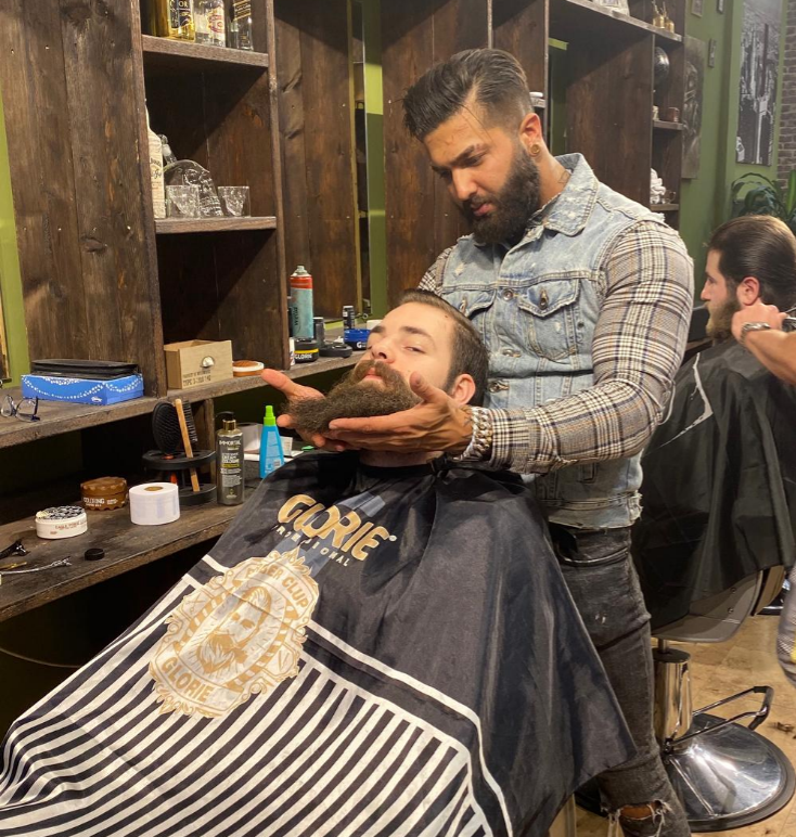 Professionele Baardverzorging Service - Barbershop De Linge Elst kapsels en styling voorbeelden